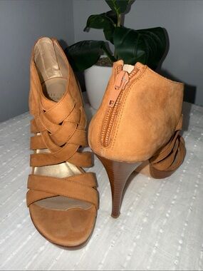 Stuart Weitzman Woven Leather Strappy Heels in Tan